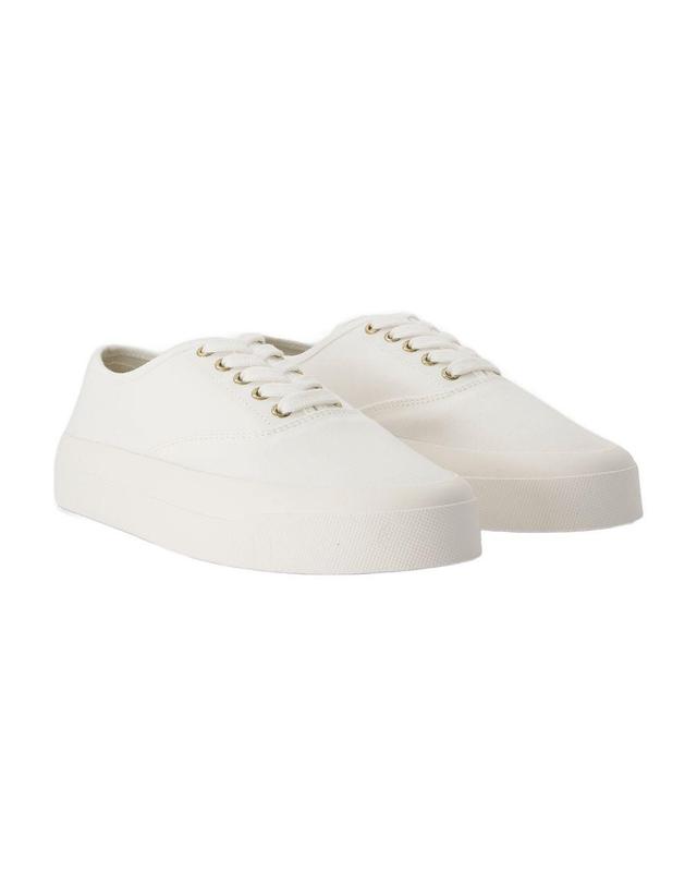메종키츠네 [해외직구] 24 S/S 메종 키츠네 레이스 업 스니커즈 MAISON KITSUNE 코튼 화이트 MW04801WW9000 B0731457146 착용컷