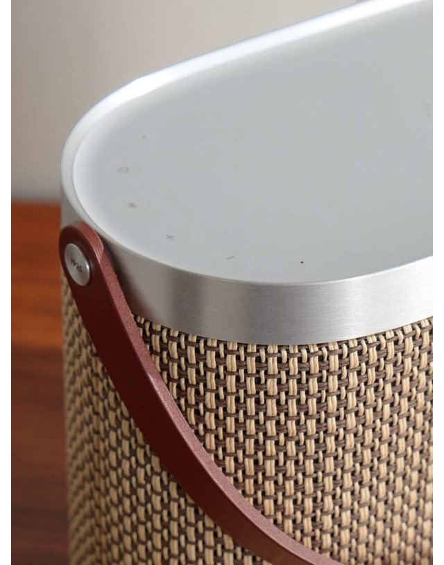 뱅앤올룹슨 [해외직구] 뱅앤올룹슨 BEOSOUND A5 CENTURY WEAVE 스피커 1254126 B0082121748 착용컷
