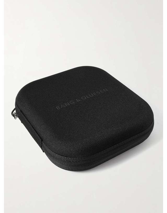 뱅앤올룹슨 [해외직구] 뱅앤올룹슨 BEOPLAY HX 와이어리스 HEADPHONES 1224000 B0080429961 착용컷