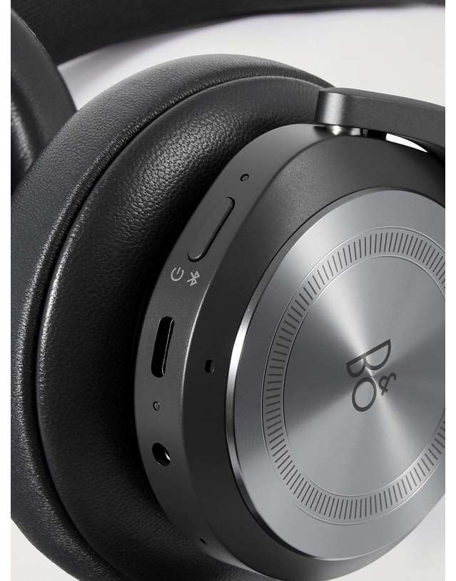 뱅앤올룹슨 [해외직구] 뱅앤올룹슨 BEOPLAY HX 와이어리스 HEADPHONES 1224000 B0080429961 착용컷
