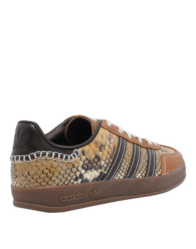 아디다스 [해외직구] 26 S/S 아디다스 웨일즈 BONNER GAZELLE 스네이크 스니커즈 KK3641/DUST RUST B0012005423 착용컷