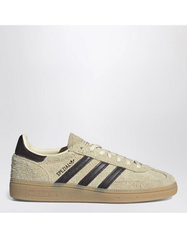 아디다스 [해외직구] 26 F/W 아디다스 핸드볼 SPEZIAL 스니커즈 WARM VANILLA 오로라 커피 골드 메탈릭 KK0932LE-WA B0052245458 착용컷