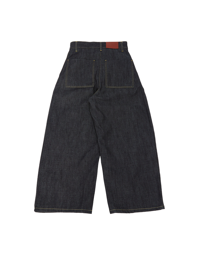 스튜디오 니콜슨 스튜디오 니콜슨 여성 청바지 CHALCO SNW 1417 RAW INDIGO 착용컷