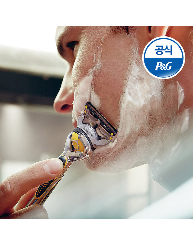 질레트 질레트 포오미 멘솔 쉐이빙폼 175g 3개 착용컷
