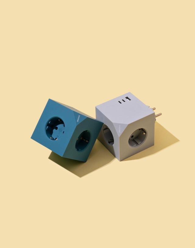 오리지니크 오리지니크 무선 멀티탭 고용량 멀티어댑터 에어컨 3구 6구 USB 무선멀티탭 단품 착용컷