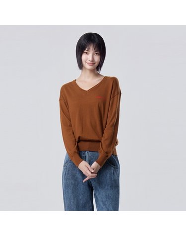 롤다운 브이넥 로고 니트_BAKPF4661BR
