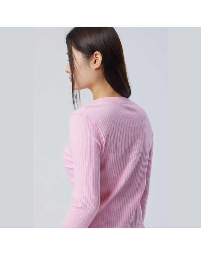 베네통 자수 헨리넥 티셔츠_BATS91611PK 착용컷