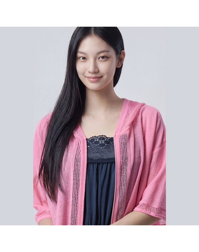 베네통 스트로베리 크로셰 후드 집업 가디건_BAKC63631PK 착용컷
