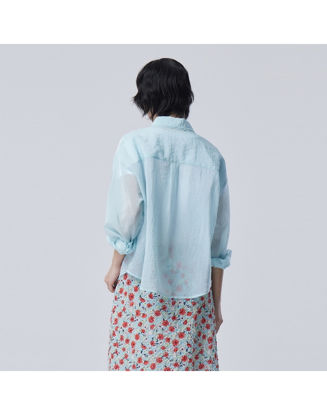 베네통 이중 카라 시어 블라우스_BABL14641BL 착용컷