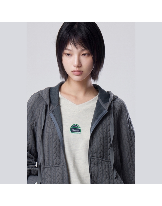 베네통 [Online Exclusive] 케이블 후드 집업 점퍼_BAJPE1661DG 착용컷