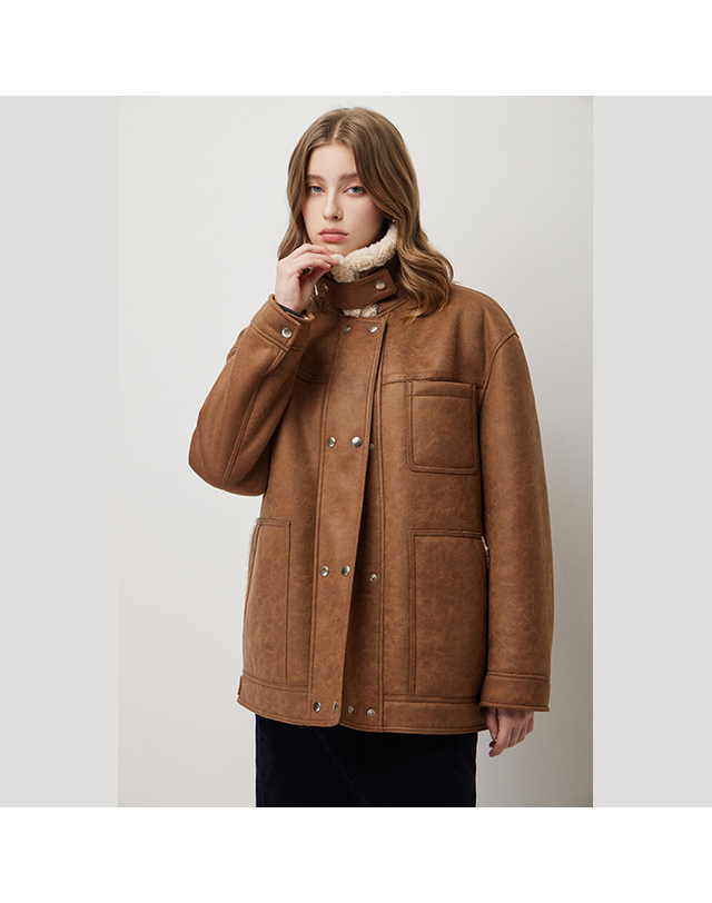 시슬리 더블 페이크 레더 무스탕_SALE33561CA 착용컷