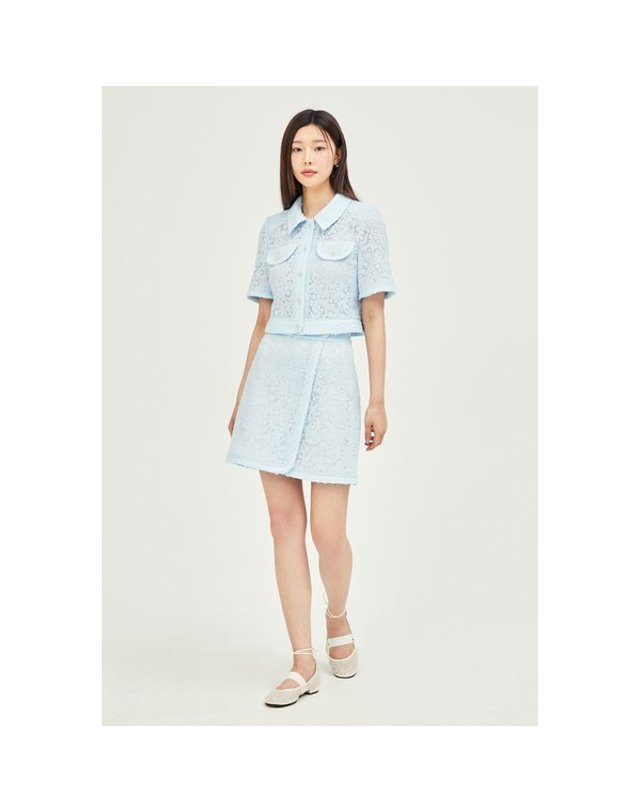 제이제이지고트 JJ JIGOTT [갤러리아] 레이스 플랩 장식 크롭 재킷(GP5A0JK501) 착용컷