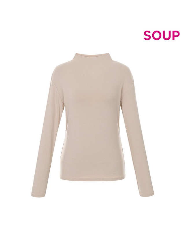 숲 [SOUP] 모크넥 베이직 티셔츠 (SZ9LT31) 착용컷