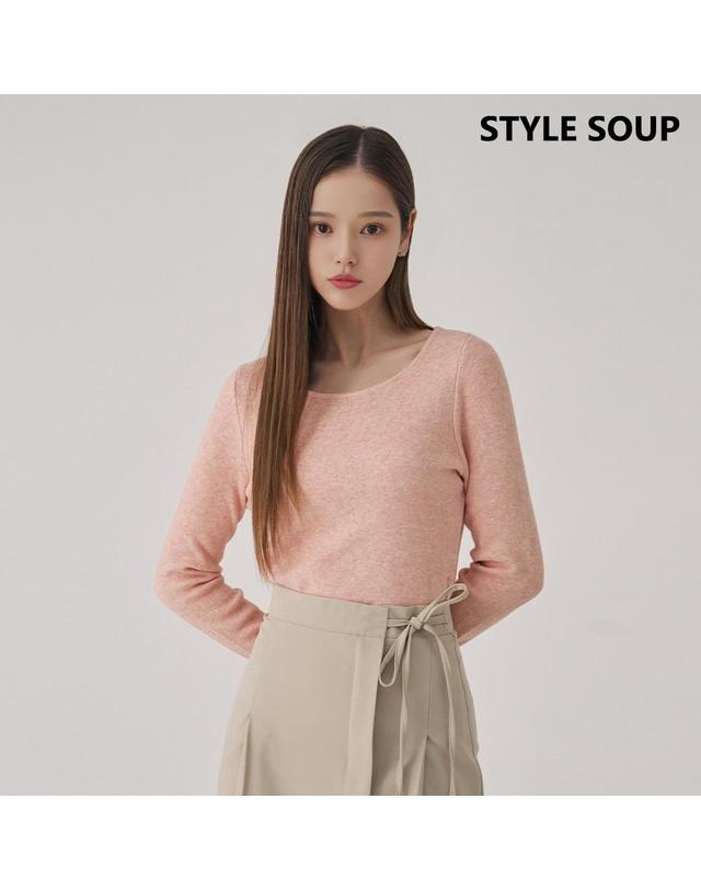 숲 [SOUP] 베이직 라운드넥 니트 (SB1LKH1) 착용컷
