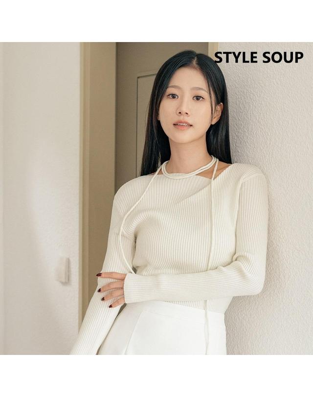 숲 [SOUP] 타이넥 언밸런스 슬림핏 니트 (SBALKE2) 착용컷