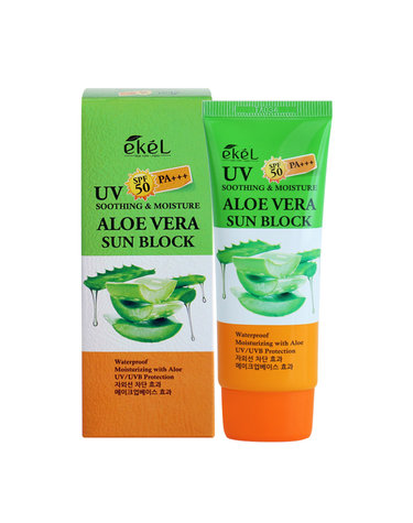 이켈 수딩앤모이스쳐 선블럭 SPF50 PA+++ 70ml 알로에베라 /선크림