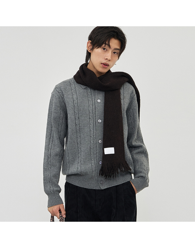 에이본 테슬 니트 머플러 브라운 착용컷