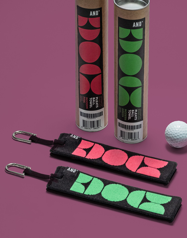 앤드골프 Pleats Ball Towel Modern Green 착용컷