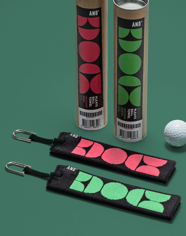 앤드골프 Pleats Ball Towel Modern Pink 착용컷