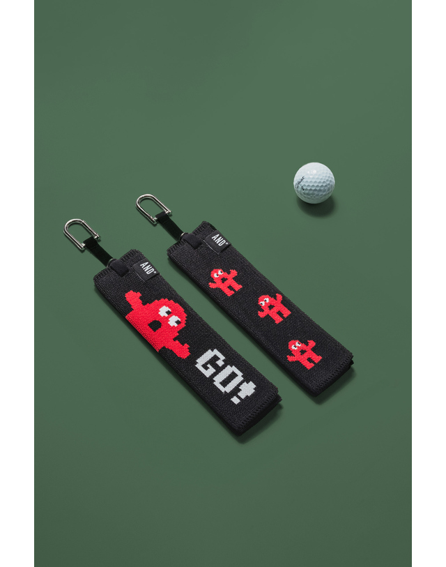 앤드골프 Pleats Ball Towel Small ANDY Red 착용컷