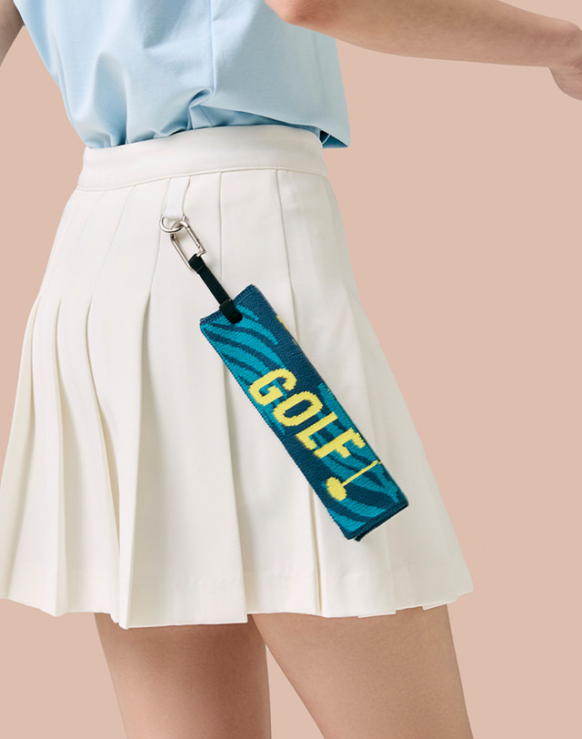 앤드골프 Pleats Ball Towel Exotic Yellow 착용컷