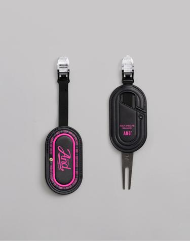 Calligraphy Putter Keeper Black Pink