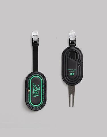 Calligraphy Putter Keeper Black Green