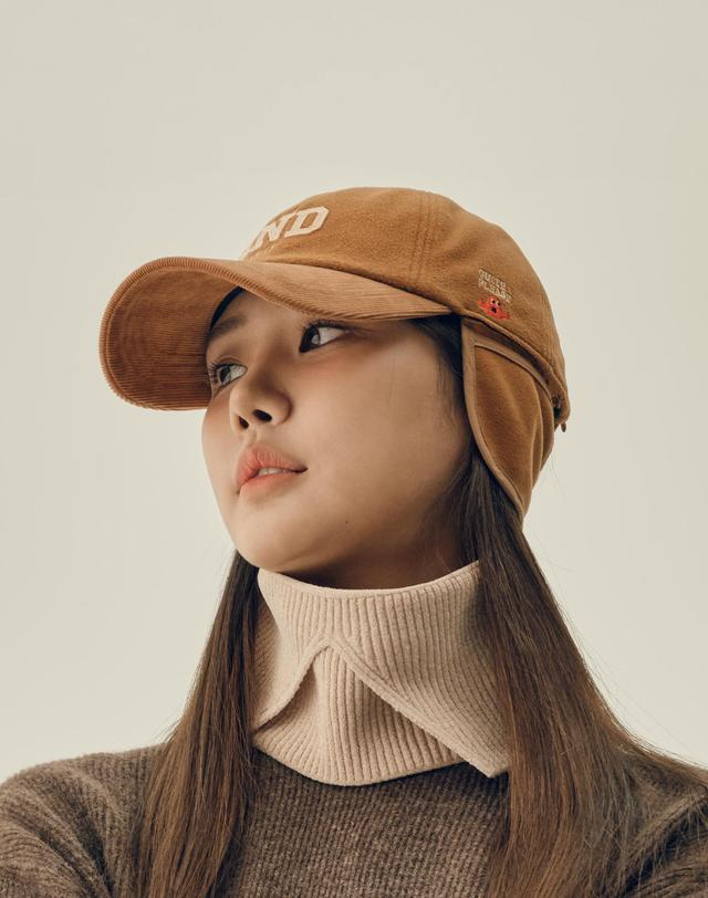 앤드골프 Ear Flap Ball Cap Solid Brown 착용컷