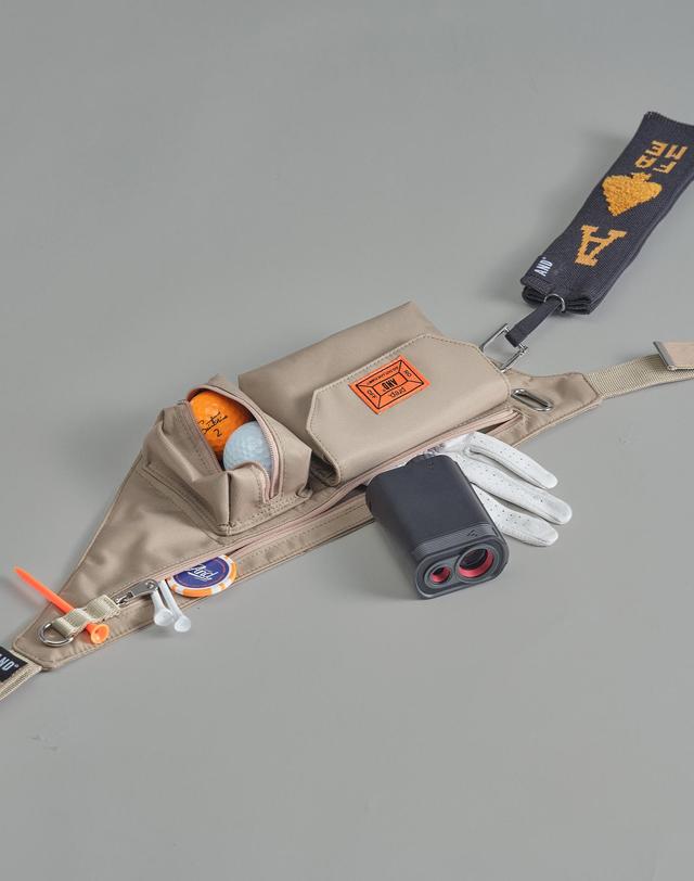 앤드골프 Prep. Belt Bag Beige 착용컷