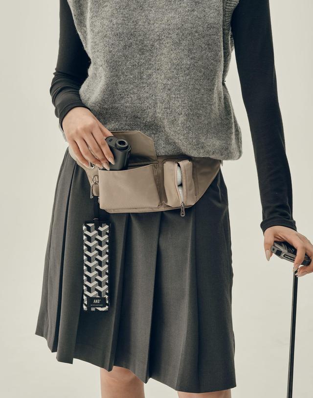 앤드골프 Prep. Belt Bag Beige 착용컷