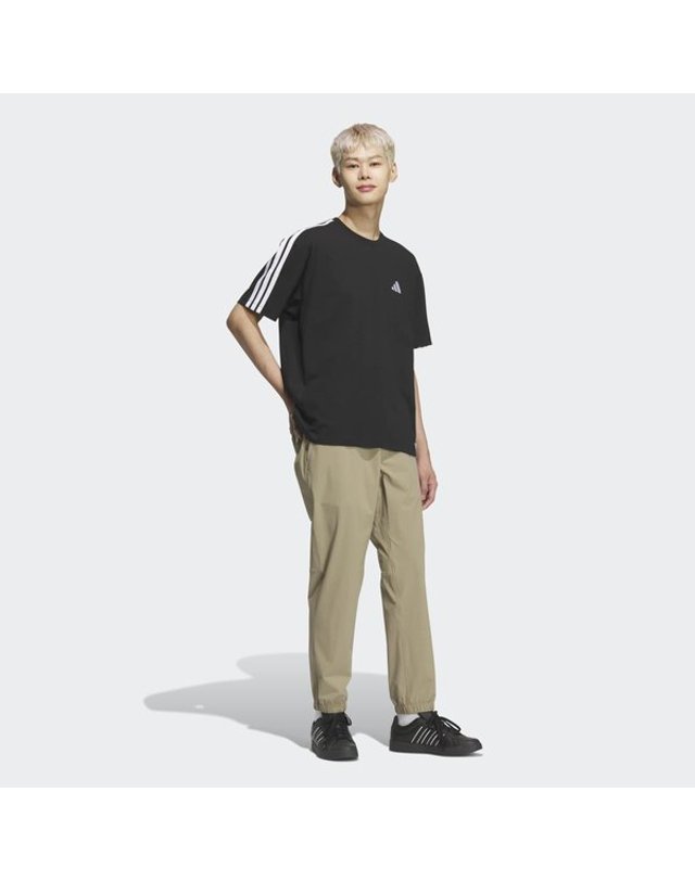 아디다스 [갤러리아] [MENS SPORTSWEAR] 에센셜 플러스 루즈핏 3S 반팔티 (KF3736) 착용컷