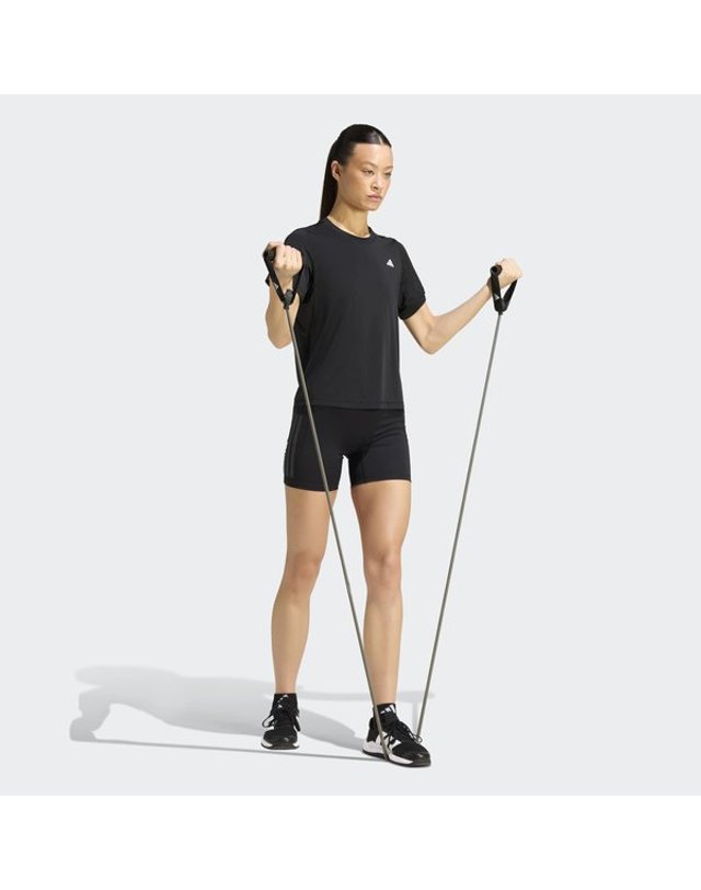 아디다스 [갤러리아] [WOMENS TRAINING] 프라임리프트 에센셜 워크아웃 티셔츠 (KW4399) 착용컷