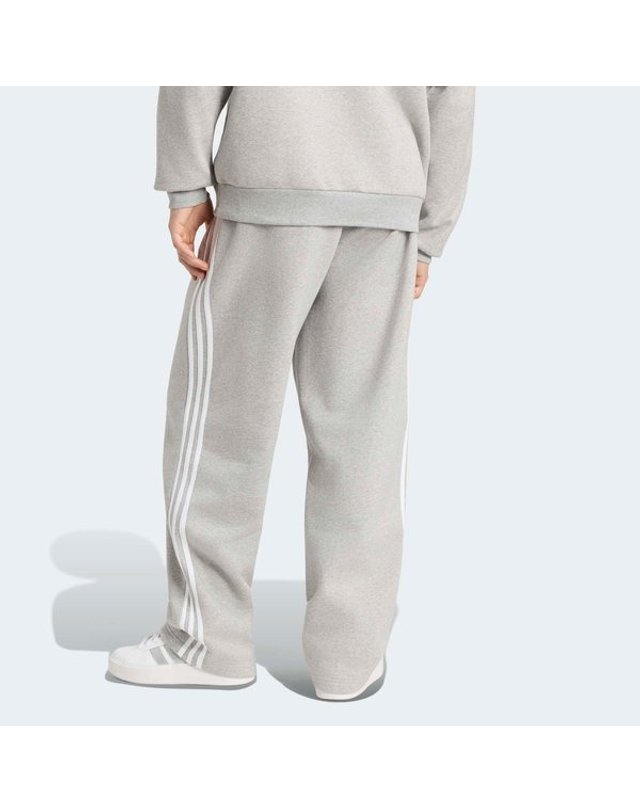아디다스 [갤러리아] [MENS SPORTSWEAR] 에센셜 3-S 플리스 레그 오픈 헴 팬츠 (KY0760) 착용컷