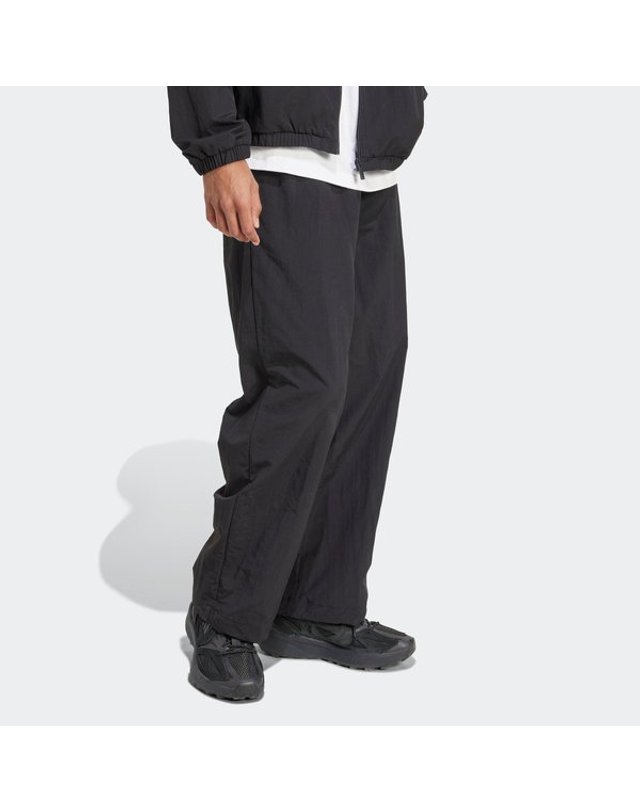 아디다스 [갤러리아] [MENS SPORTSWEAR] 에센셜 스몰 로고 우븐 오픈 헴 팬츠 (JM1778) 착용컷
