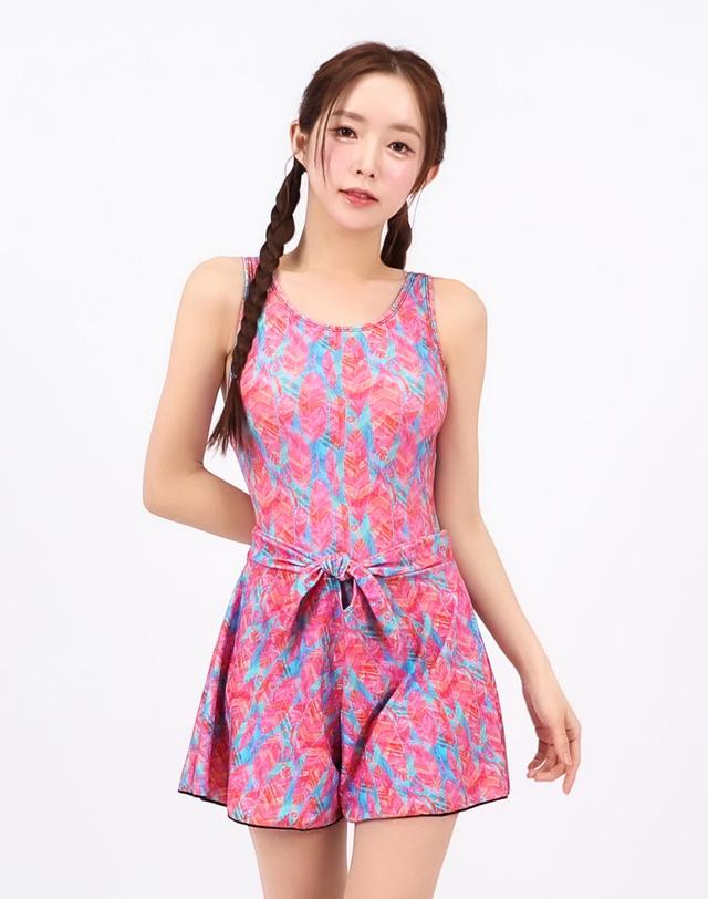 아쿠아티카 아쿠아티카 여성 실내수영복 AQA14DF 일반용수경6종세트 AQA14DF 착용컷