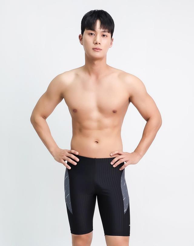 아쿠아티카 아쿠아티카 남성 실내수영복 BBF20 선수용수경6종세트 착용컷