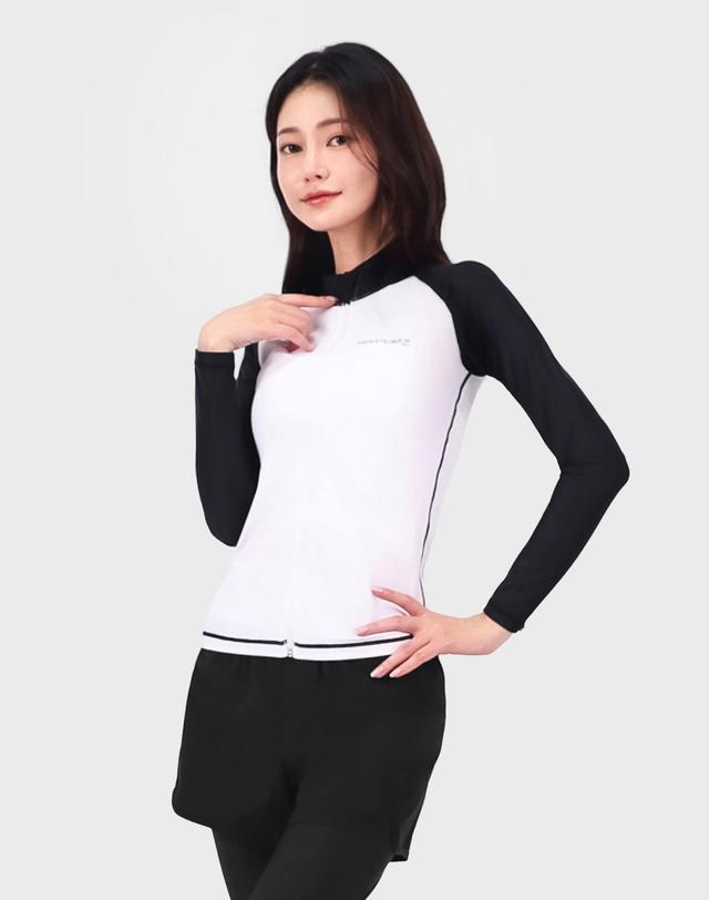아쿠아티카 아쿠아티카 여성 래쉬가드집업 AQAWJP23001+WL 레깅스반바지세트 착용컷