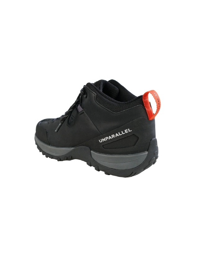 언패러렐 릿지 마스터 미드/블랙 착용컷