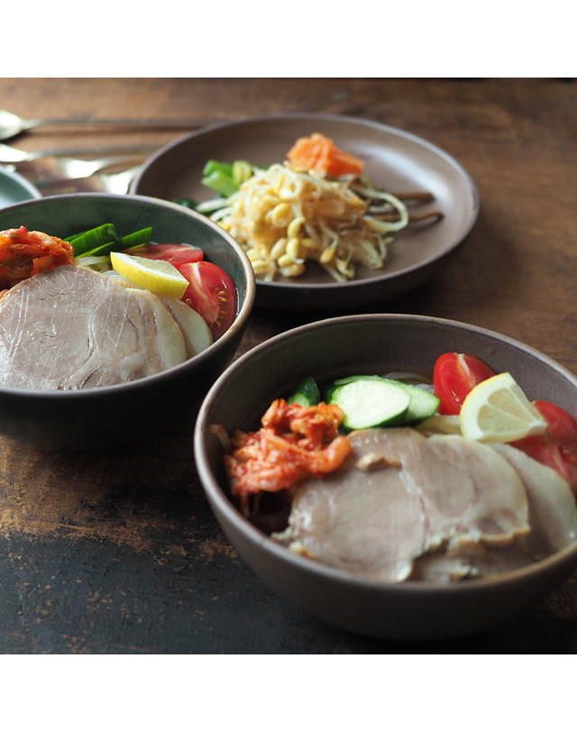 브릭스 브릭스 볼 500ml 브라운 착용컷
