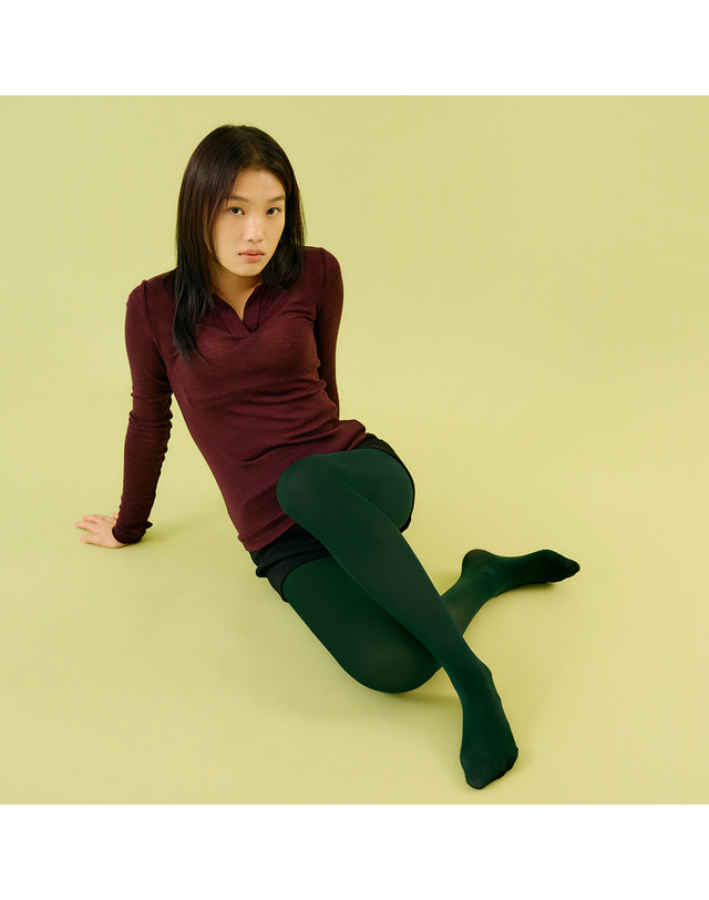 마른파이브 넉넉 포인트 컬러 스타킹 착용컷