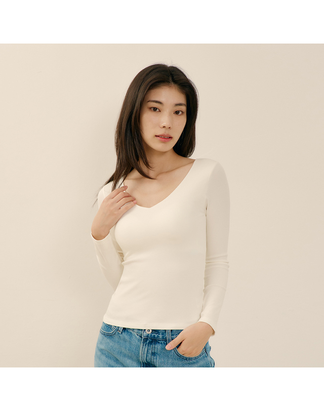 마른파이브 히트터치 브이넥 레이어드 긴팔 브라티 착용컷