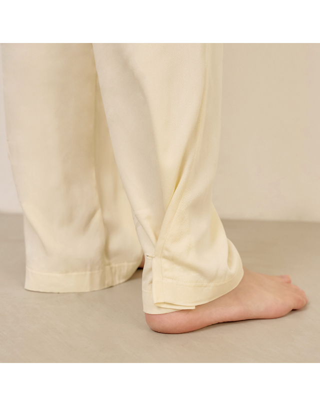 마른파이브 스너글리 모달 파자마 믹스 앤 매치 - 팬츠 착용컷