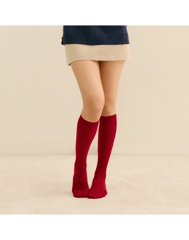 마른파이브 넉넉 텍스쳐 울 니삭스 착용컷