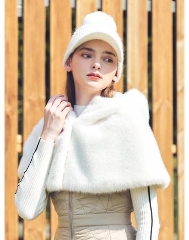 FAUX 퍼 케이프 후드 IVORY