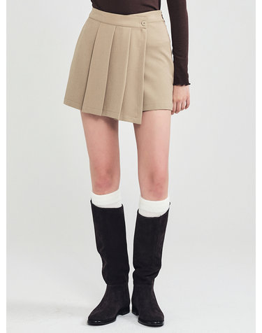 비대칭 플리츠 랩 숏팬츠 BEIGE