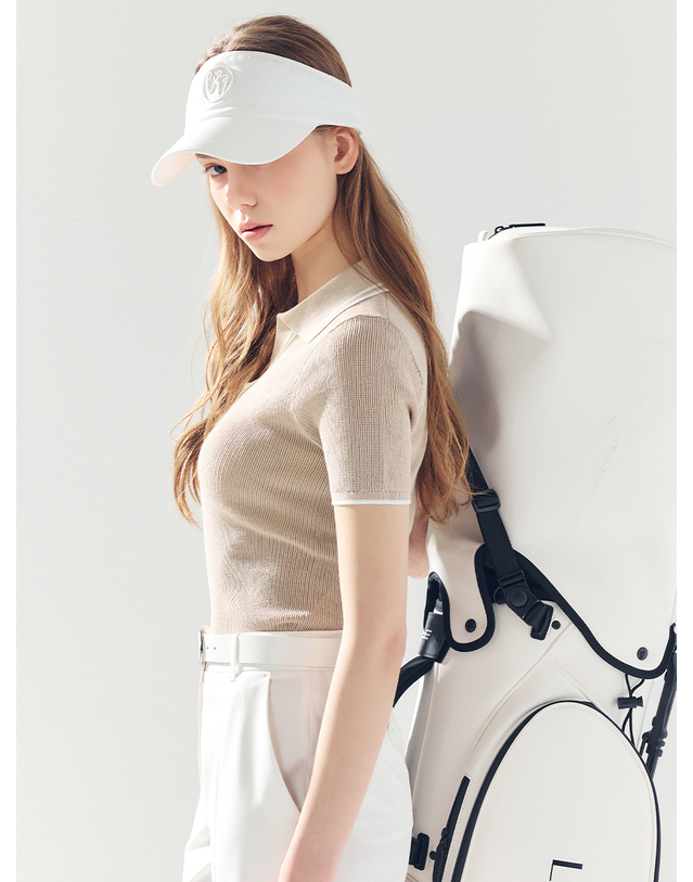 로드로아르 스카시 배색 카라 니트 BEIGE 착용컷
