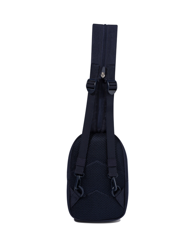 마리떼 키즈 마리떼 키즈 KIDS 2WAY SLING BAG navy 착용컷