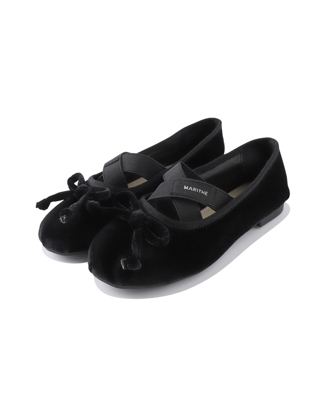 마리떼 키즈 마리떼 키즈 KIDS W CROSS BANDING VELVET FLAT SHOES black 착용컷