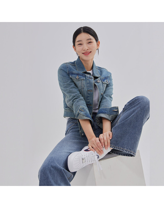 잠뱅이 여성) 난스판 솔트 틴워싱 크롭 데님 자켓_AN3DDJ651-MB 착용컷
