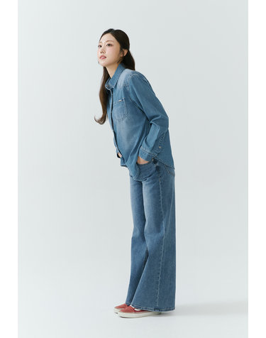 [26SS] 여성) 미디엄 인디고 밴드 라벨 포인트 와이드 루즈핏 부츠컷 NE(L) AQ1DNE161-MB
